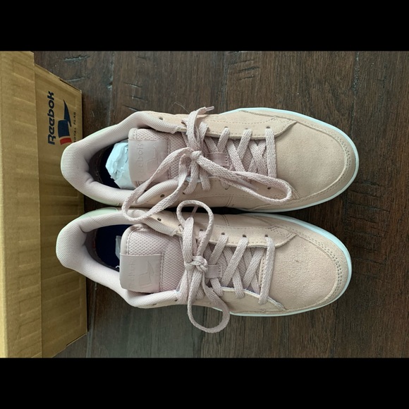 Reebok classic shoes - Picture 2 of 5